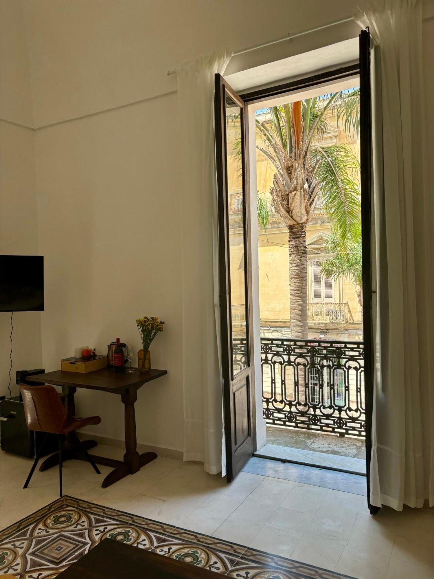 برينديسي Palazzo Conserva المظهر الخارجي الصورة