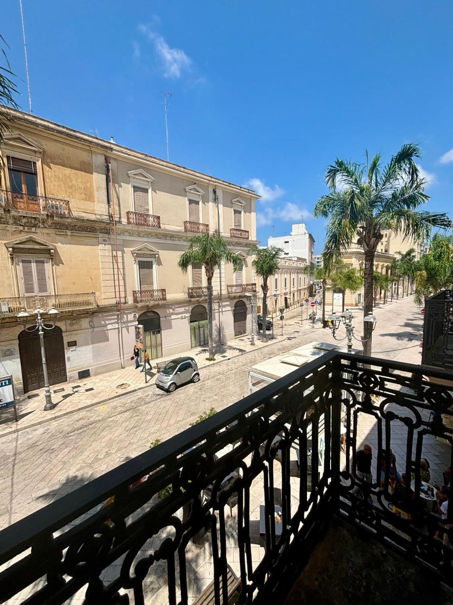 برينديسي Palazzo Conserva المظهر الخارجي الصورة